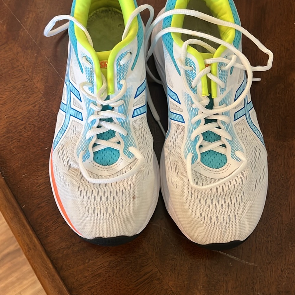 ASICS GEl- EXCITE SHOES Size 8 women’s - Picture 2 of 4